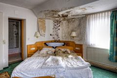 Loppies-Hotel_Schlafeshimmel-16